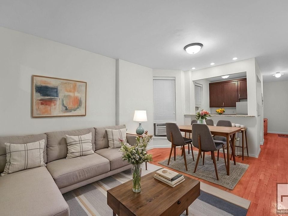 1st image of 325 W 43rd St APT 2C