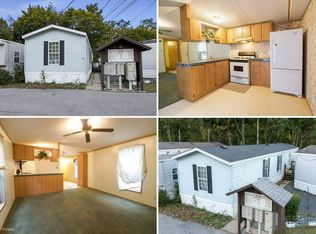 443 Dyer Ave, Cranston, RI 02920