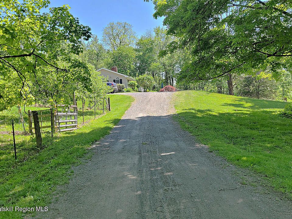 1st image of 32 Old Route 199