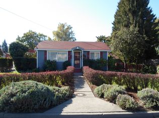 3302 W Chestnut Ave, Yakima, WA 98902