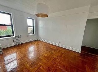 679 48th St #301, Brooklyn, NY 11220