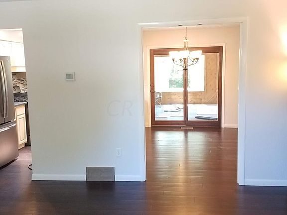 5th image of 4031 Sequoia Ave