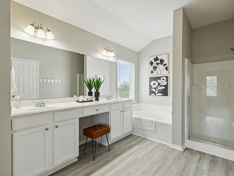1205 Stone Ln — Photo 25