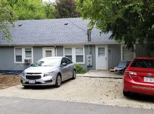 35W710 Woodlawn Ave APT 1,2,3, Saint Charles, IL 60174