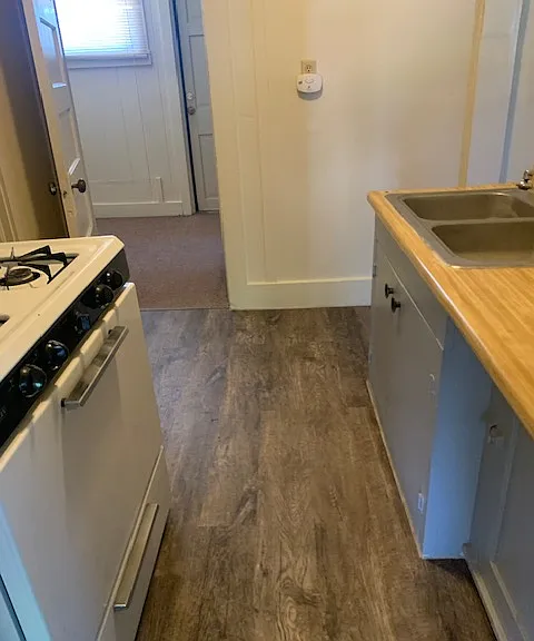Kitchen -Lots of Cabinet Space