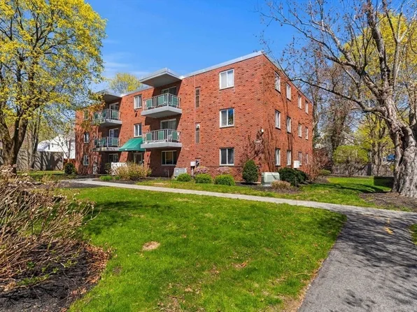 302 Commercial St APT 21, Braintree, MA 02184