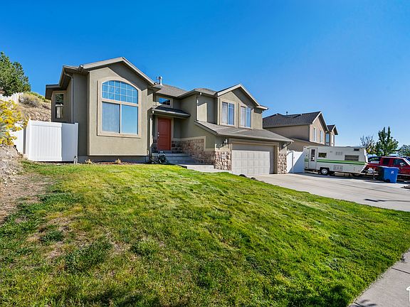 3rd image of 8620 W Equinox Cir