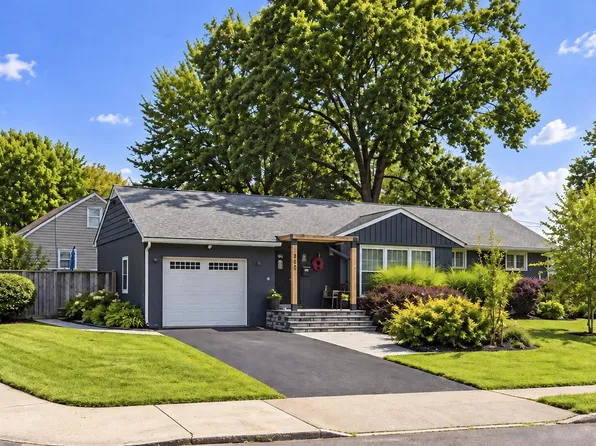303 Penn Ave, Souderton, PA 18964