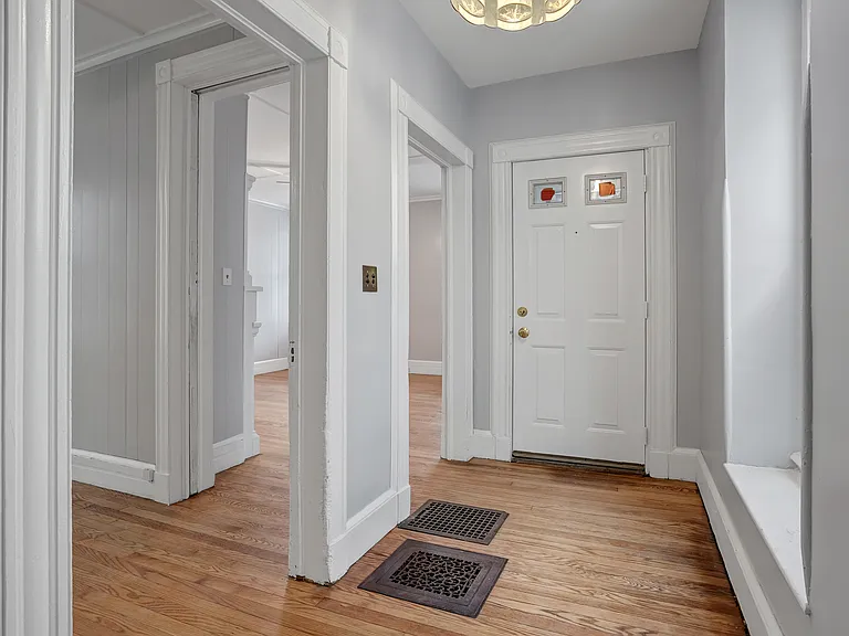 22 Grant St — Photo 7