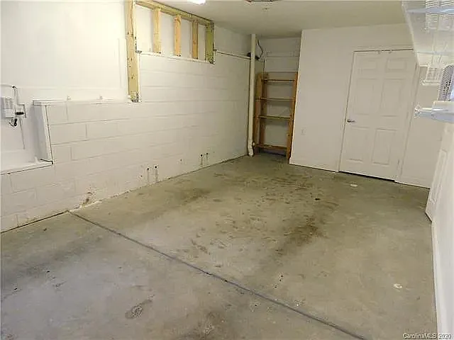 733 Grandin Rd — Photo 22