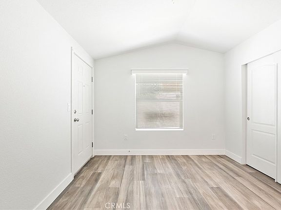 4th image of 12741 Sierra Hwy #3