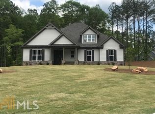 100 Lakeridge Pt, Fayetteville, GA 30215