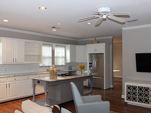Kitchen/Family