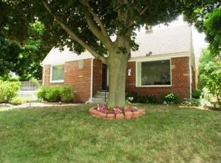 2044 Tremont Blvd NW, Grand Rapids, MI 49504