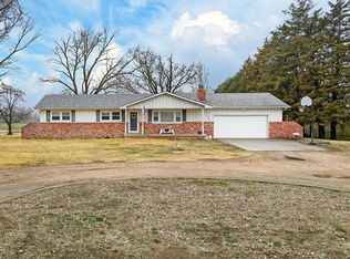 1155 N Oliver Rd, Belle Plaine, KS 67013