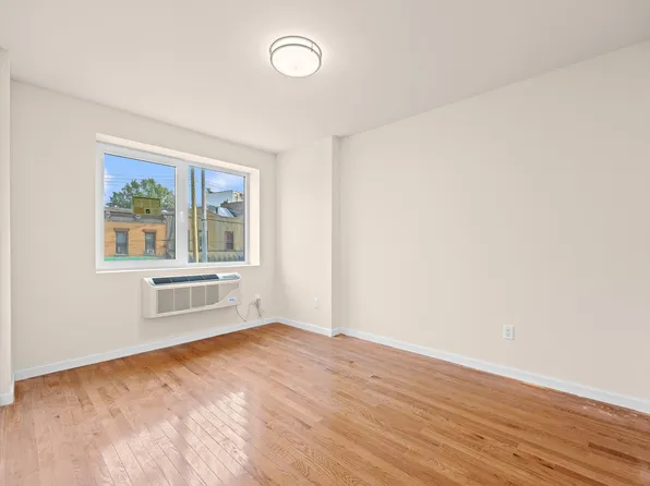 91-23 Corona Avenue image 9 of 13