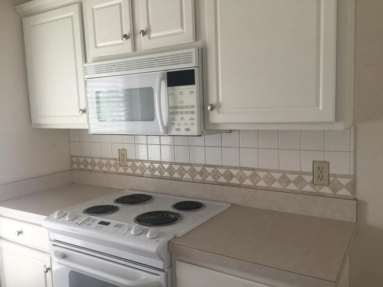 3 bed, 2.5 bath, 1440 sqft, $1,935 — Photo 4