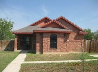 102 Lamrick Cir, Laredo, TX 78046