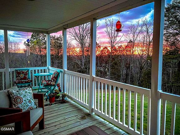 2nd image of 304 Alpha Rd