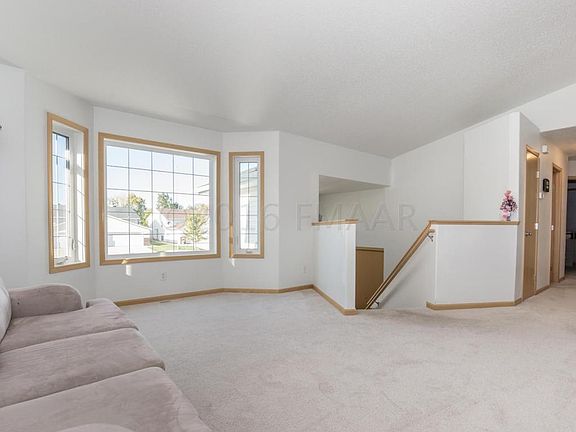 5th image of 1665 10th St W