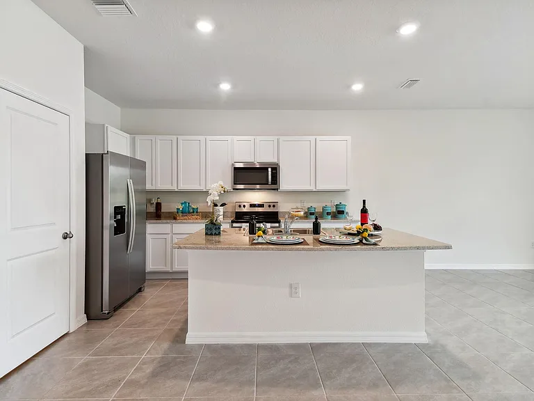 32935 Regent Canal St — Photo 19