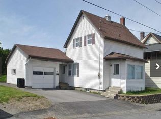 107 4th Ave, Madawaska, ME 04756