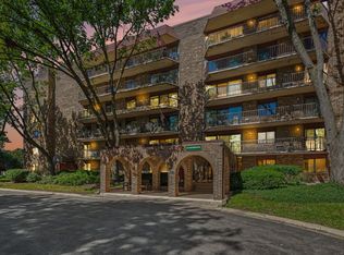 35 S Baybrook Dr Unit 309, Palatine, IL 60074