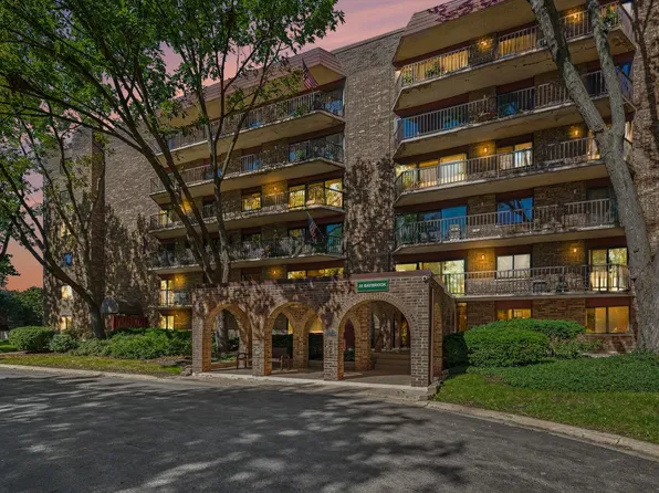35 S Baybrook Dr Unit 309, Palatine, IL 60074