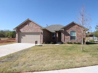 15949 Sky Run Dr, Edmond, OK 73013