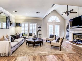 14881 Towne Lake Dr, Addison, TX 75001