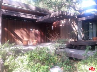 680 Brooktree Rd, Santa Monica, CA 90402