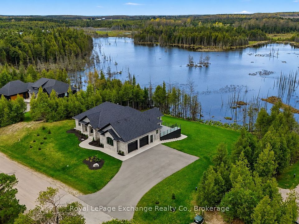 1st image of 150 Louise Creek Cres