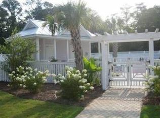 336 Marina View Dr, Southport, NC 28461