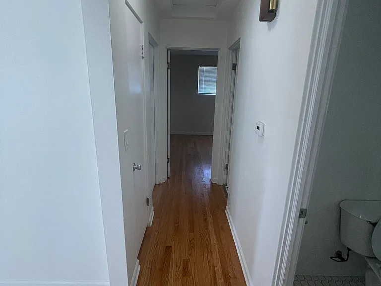 9521 Kildare Ave — Photo 5
