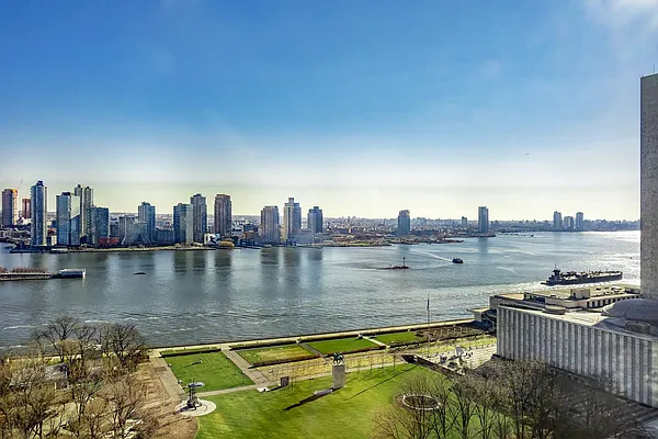 Sold by Brown Harris Stevens | media 35