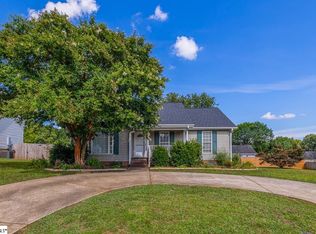 1102 Dunwoody Dr, Simpsonville, SC 29681