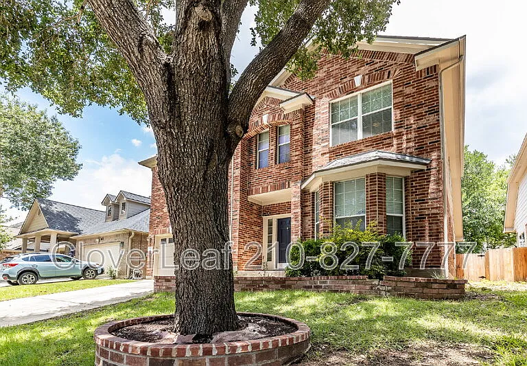 551 Ginsberg Dr — Photo 4