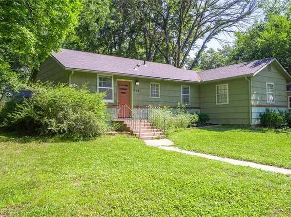 914 Jersey St, Baldwin City, KS 66006