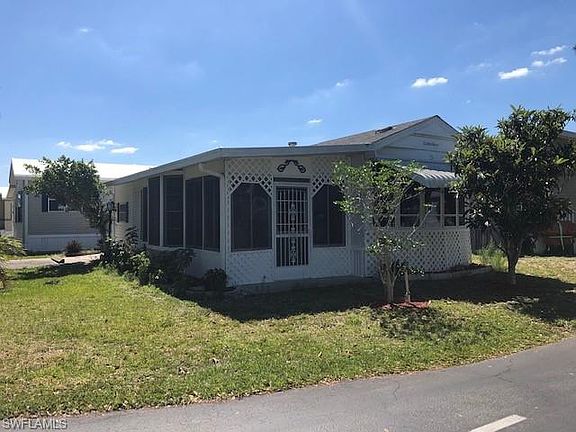 3rd image of 4621 Robert E Lee Blvd E