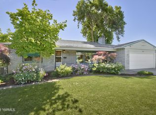 225 N 34th Ave, Yakima, WA 98902