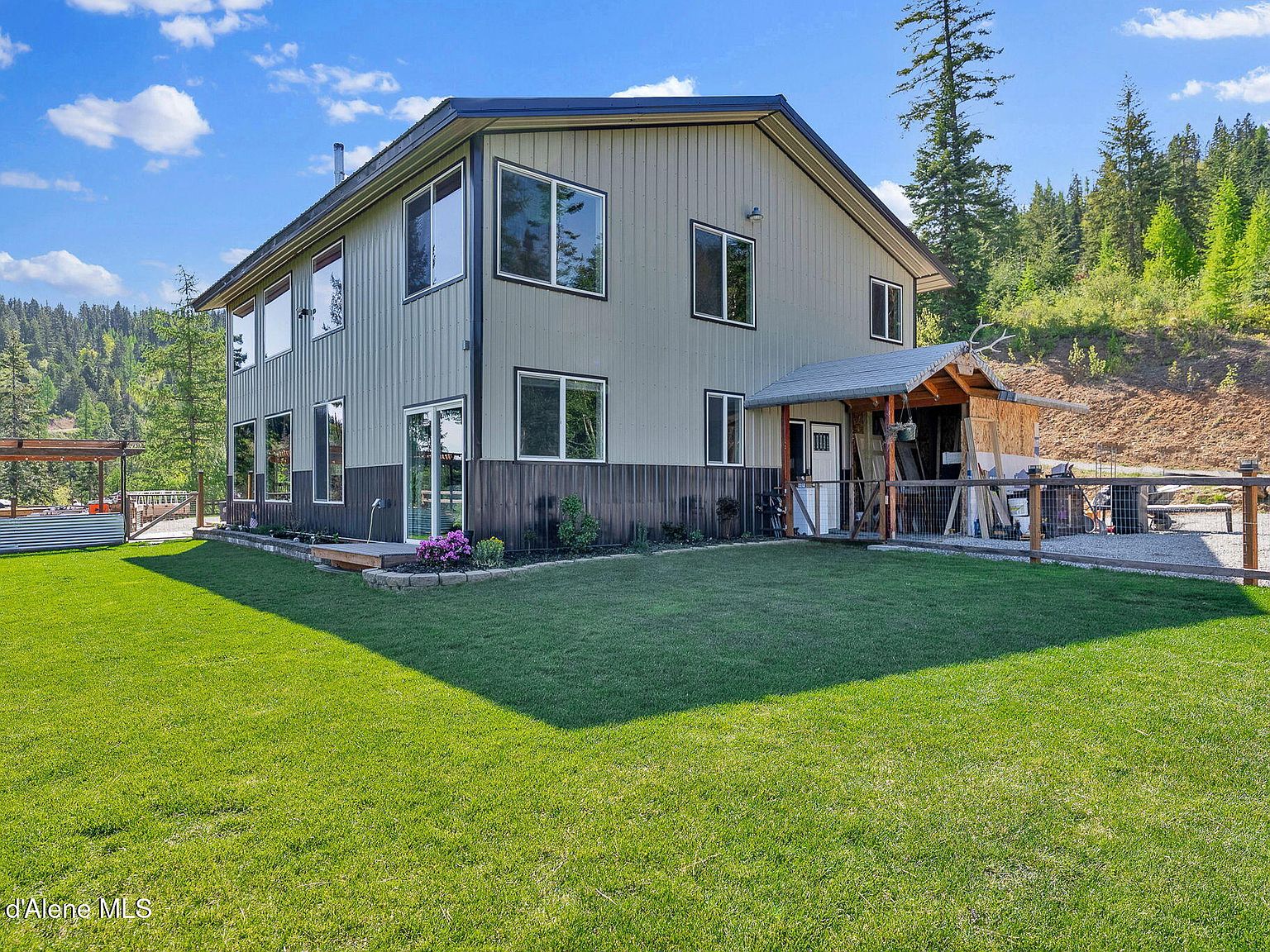 あいり　1225 12251 W Blessing Hill Rd, Post Falls, ID 83854 | MLS #25