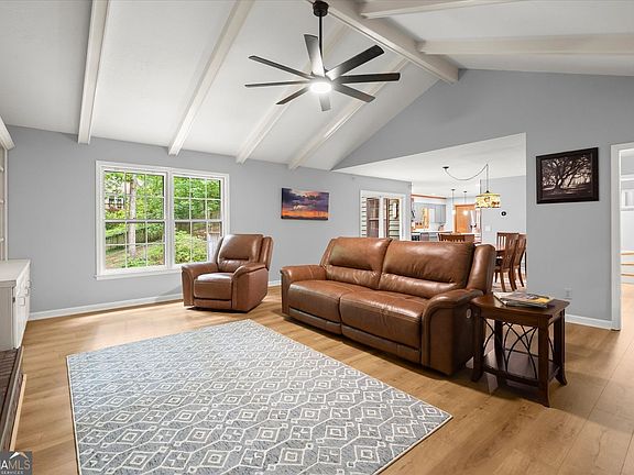 3rd image of 4052 Oak Harbour Cir