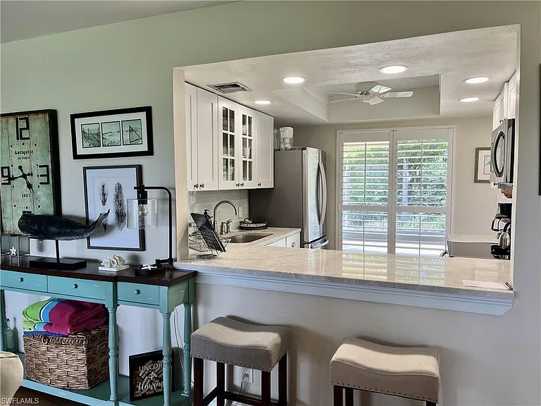 348 Tern Dr #4 — Photo 2