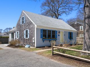 16 Eldona Ave, Falmouth, MA 02540