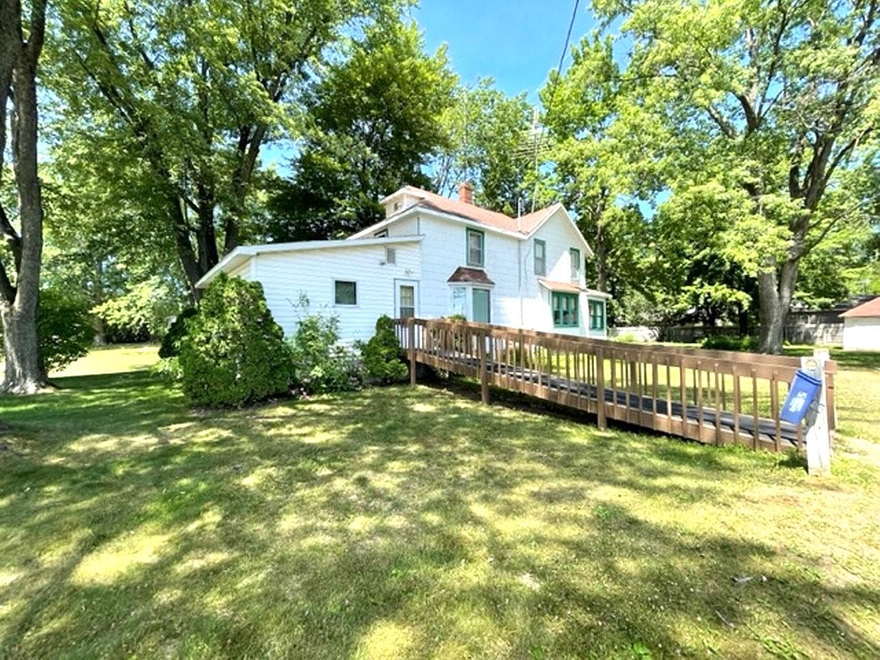 636 E North St, Suring, WI 54174 Zillow