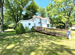 636 E North St, Suring, WI 54174