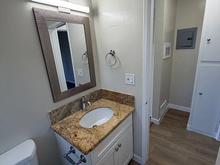 Stone Gate Apartments — Photo 54