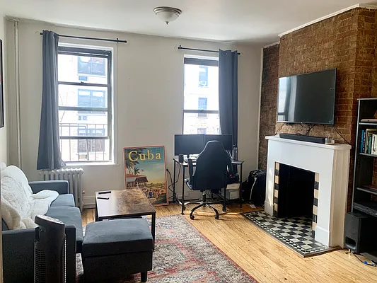 Rented by Corcoran | media 7