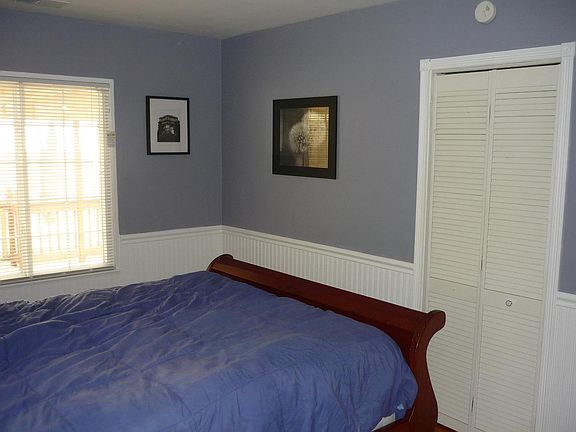 5th image of 864 Olive Ave