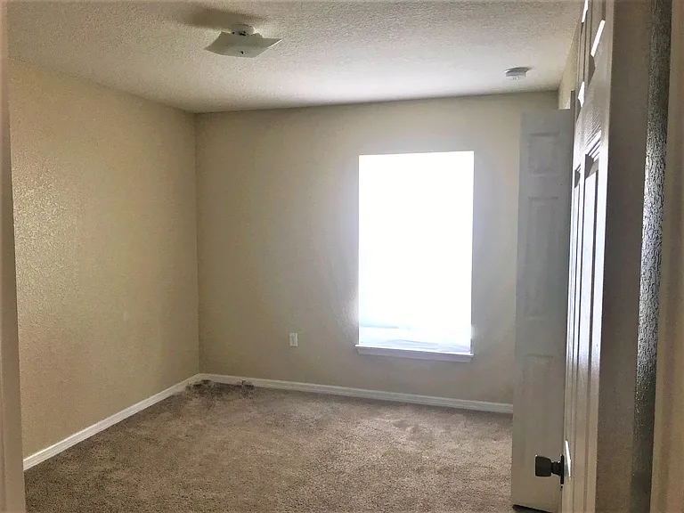 3480 Hawkin Dr — Photo 19
